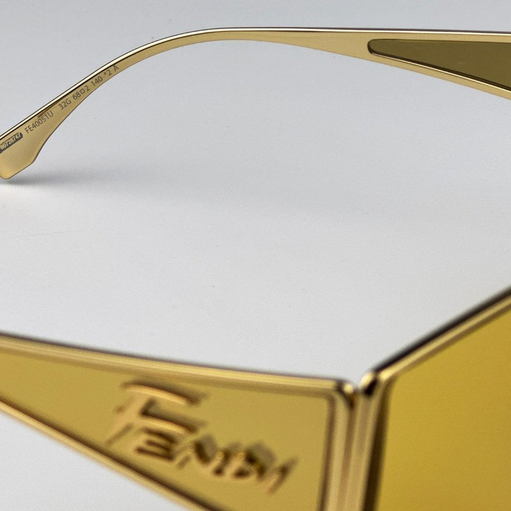 Fendi FE40051U 32G Sunglasses Shiny Gold Solid Yellow Shield Unisex FE 40051U - Picture 12 of 14